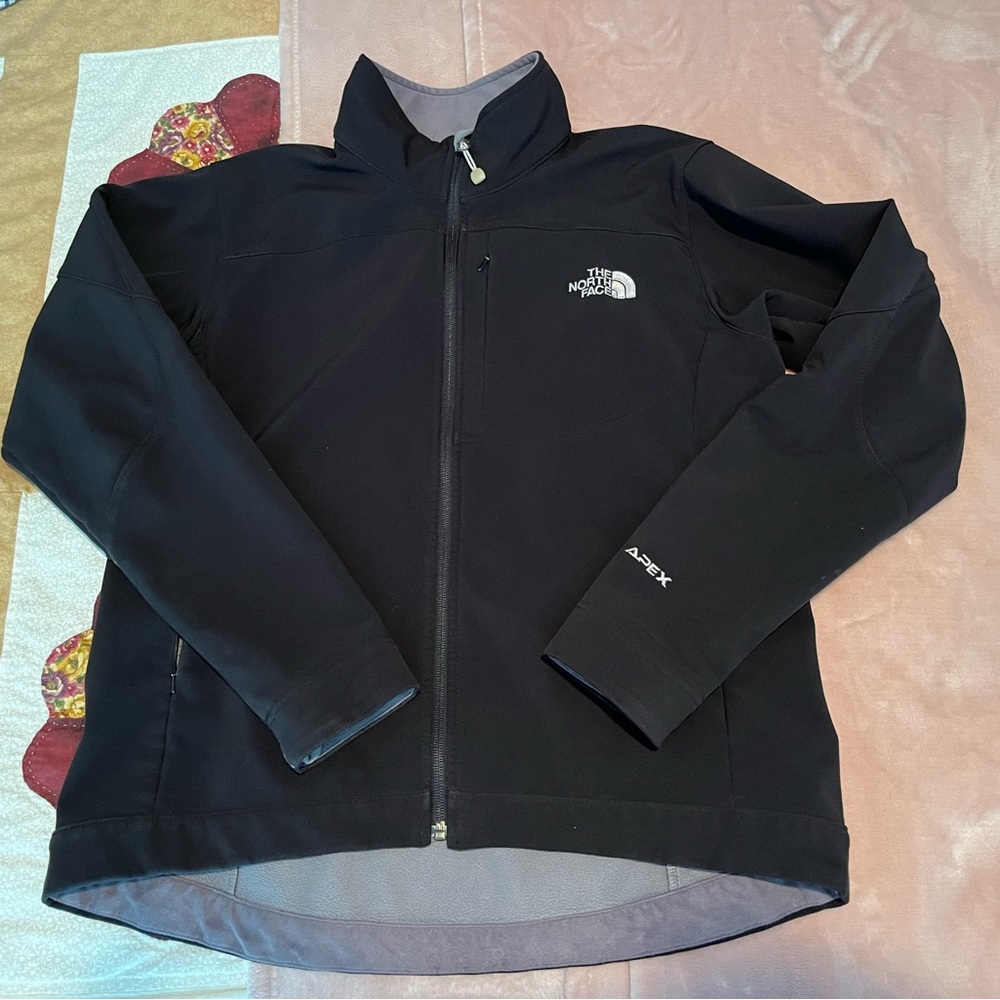 Black Northface apex scuba jacket with fleece lining